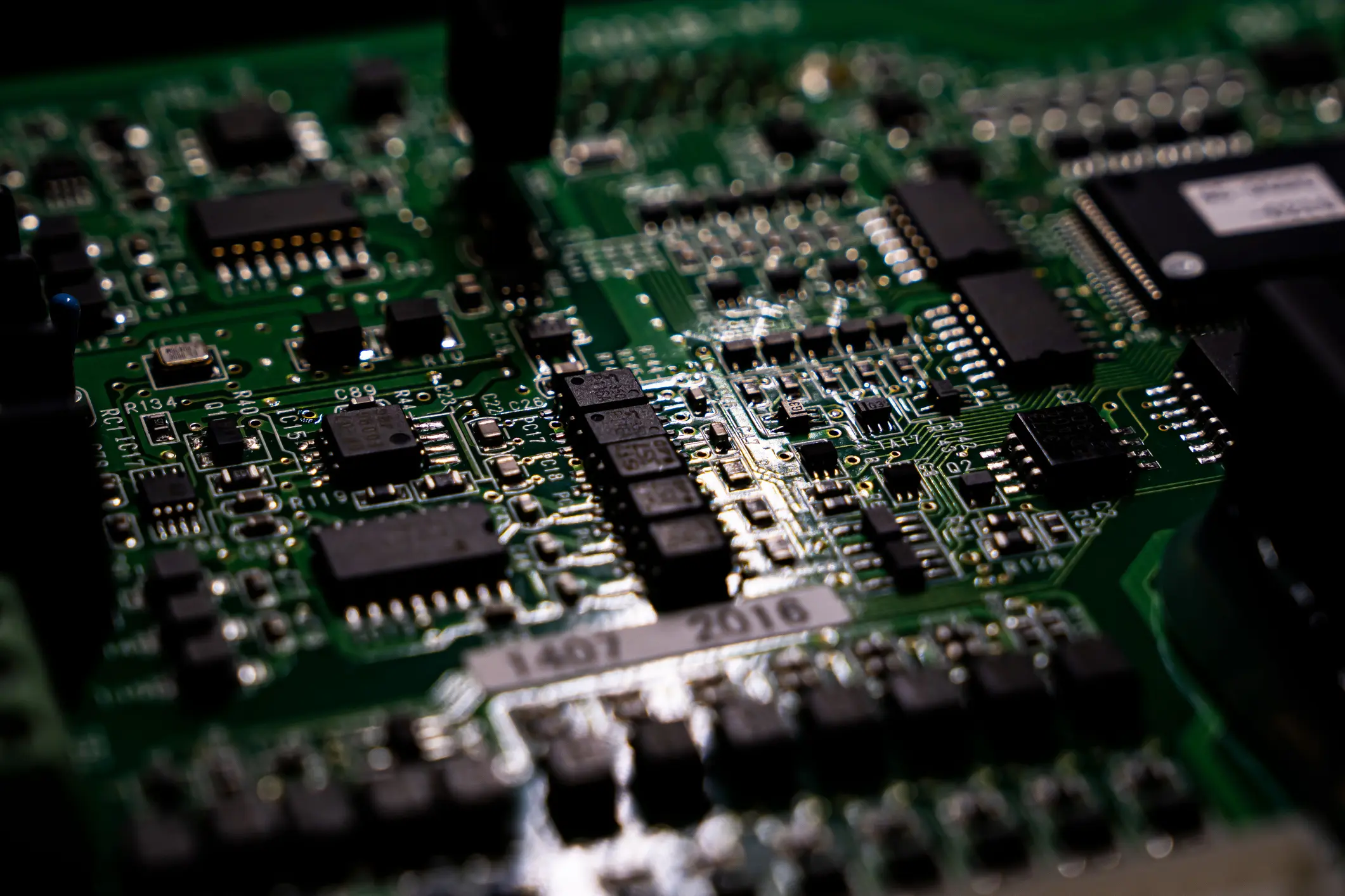 semiconductor contract manufacturing